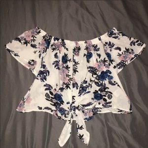 Off the Shoulder Floral Crop Top